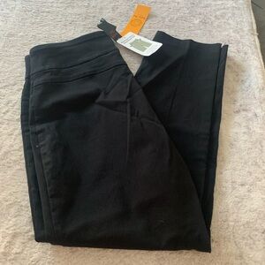 Ruby Rd. Black Ankle Pants Slimming Size 8 NWT